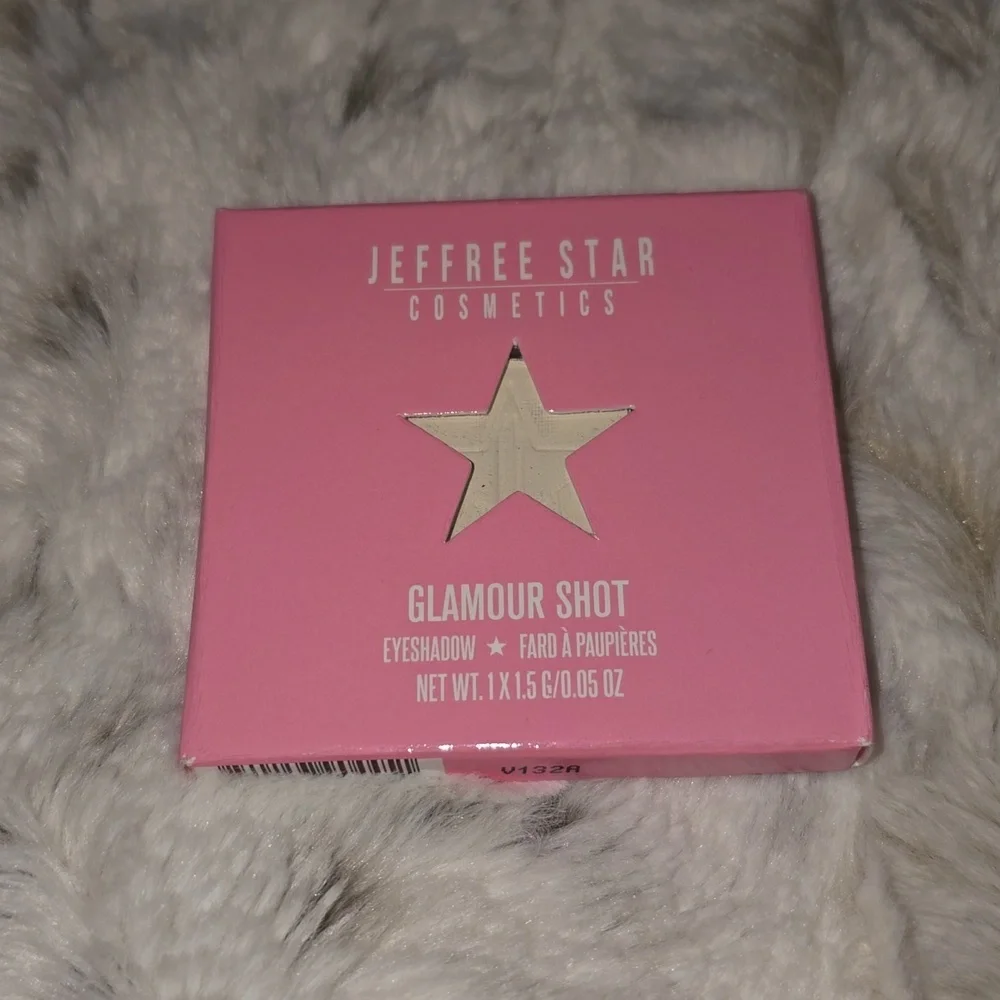 Jeffree Star Cosmetics Glamour Shot Eyeshadow (Pale Champagne) NWT